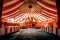 Intérieur d'un chapiteaux de cirque